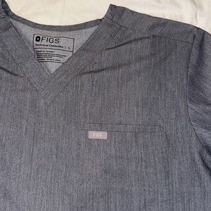 FIGS Scrub Top - Leon two pocket